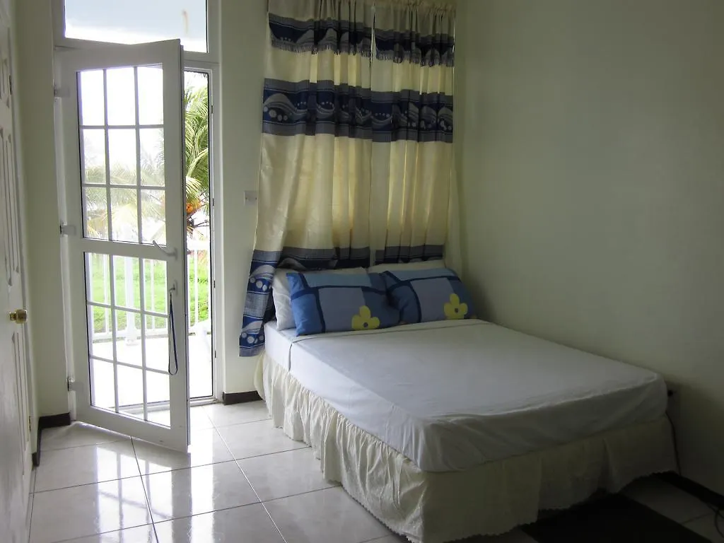 Bed and Breakfast Sea Breeze Inn Castle Bruce