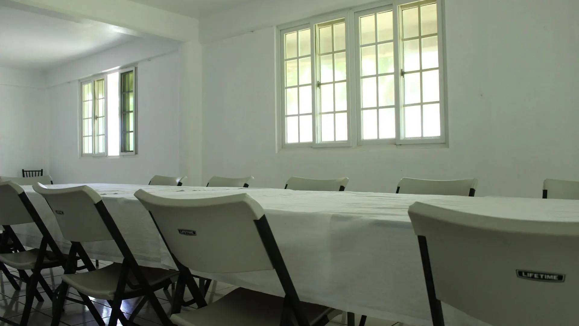 *** Bed & Breakfast Sea Breeze Inn Castle Bruce Dominica